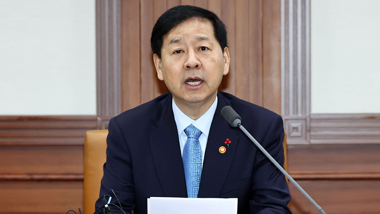 구윤철 "먹거리 물가 관리 총력…시장 교란 행위 엄단"