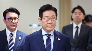 '이 대통령 사칭 가짜 담화문' 유포자 자수&hellip;30대 회사원