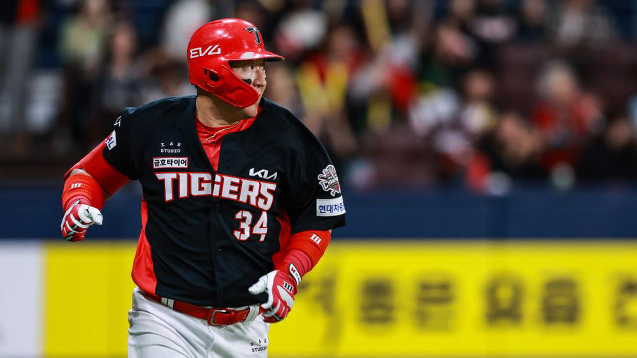 '삼성 이적설' KIA 최형우, 거취 묻자 "곧 아실 거 같습니다"