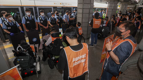 전장연, 3∼4일 지하철 시위…교통공사 "불법행위 법적 조치"