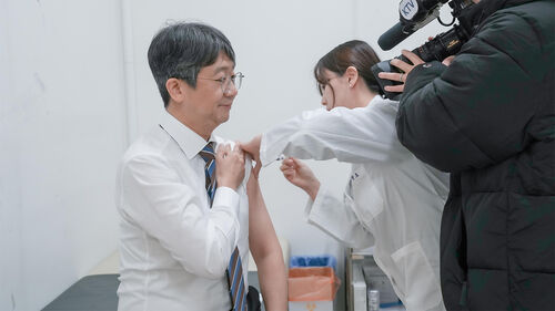 독감 환자 5주 연속 증가…질병청장 "예방접종 서둘러야"