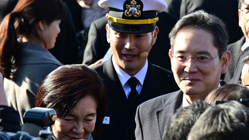 홍라희, 장남 이재용에 삼성물산 주식 전량 증여
