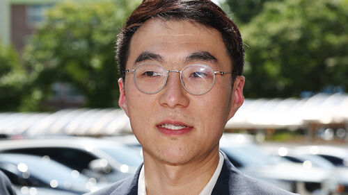 문진석-김남국 인사청탁 문자 논란…대통령실 "엄중 경고"