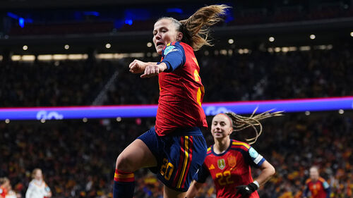 골 세리머니 하는 스페인의 클라우디아 피나. (사진=게티이미지)