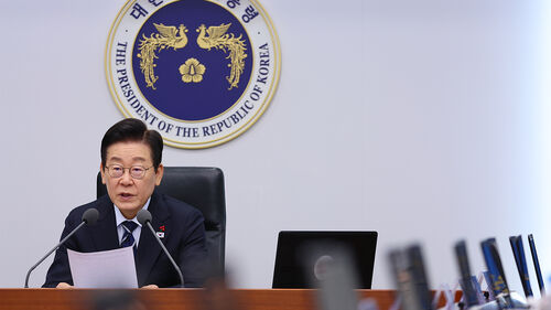 이 대통령 "물가 높아져 민생에 부담…안정 수단 동원해달라"