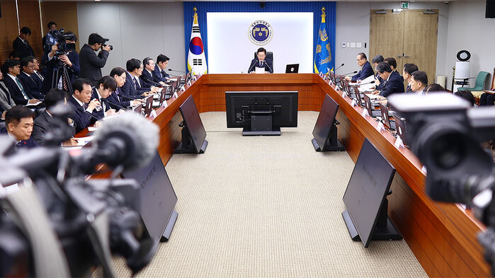 이재명 대통령이 4일 용산 대통령실에서 열린 수석보좌관회의를 주재하고 있다. (사진=연합뉴스)