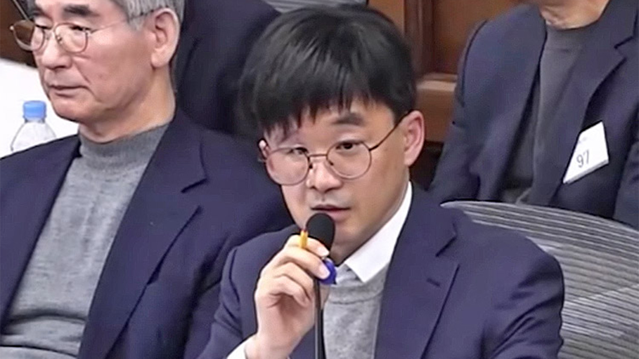 법원, '법정 질서 위반' 김용현 변호인에 감치 5일 추가 선고