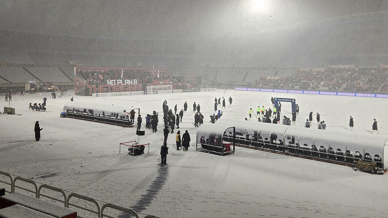 부천-수원FC K리그 승강 PO 1차전 폭설로 연기…5일 개최