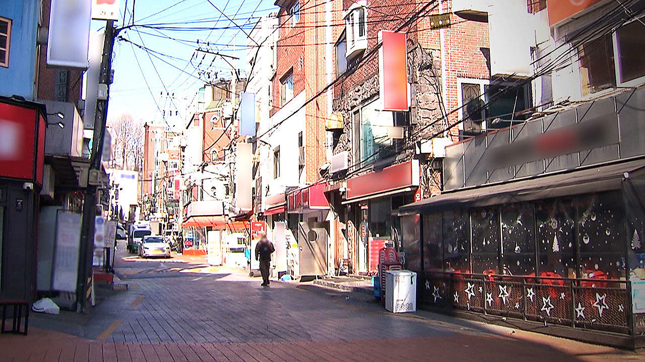 소상공인 77%  1년 새 매출 감소·정체 …절반  경영 성과도 나빠져 