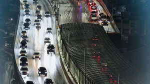 '꽁꽁' 언 출근길 비상&hellip;수도권 전철 증편