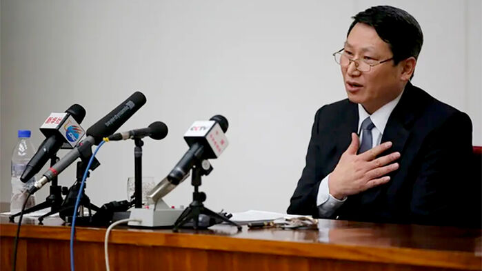 2014년 2월 27일 평양에서 기자회견하는 김정욱 선교사의 모습