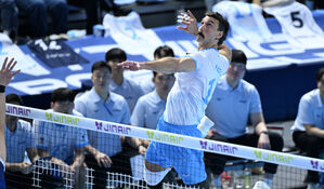 대한항공, 10연승 고공비행…삼성화재는 7연패 늪