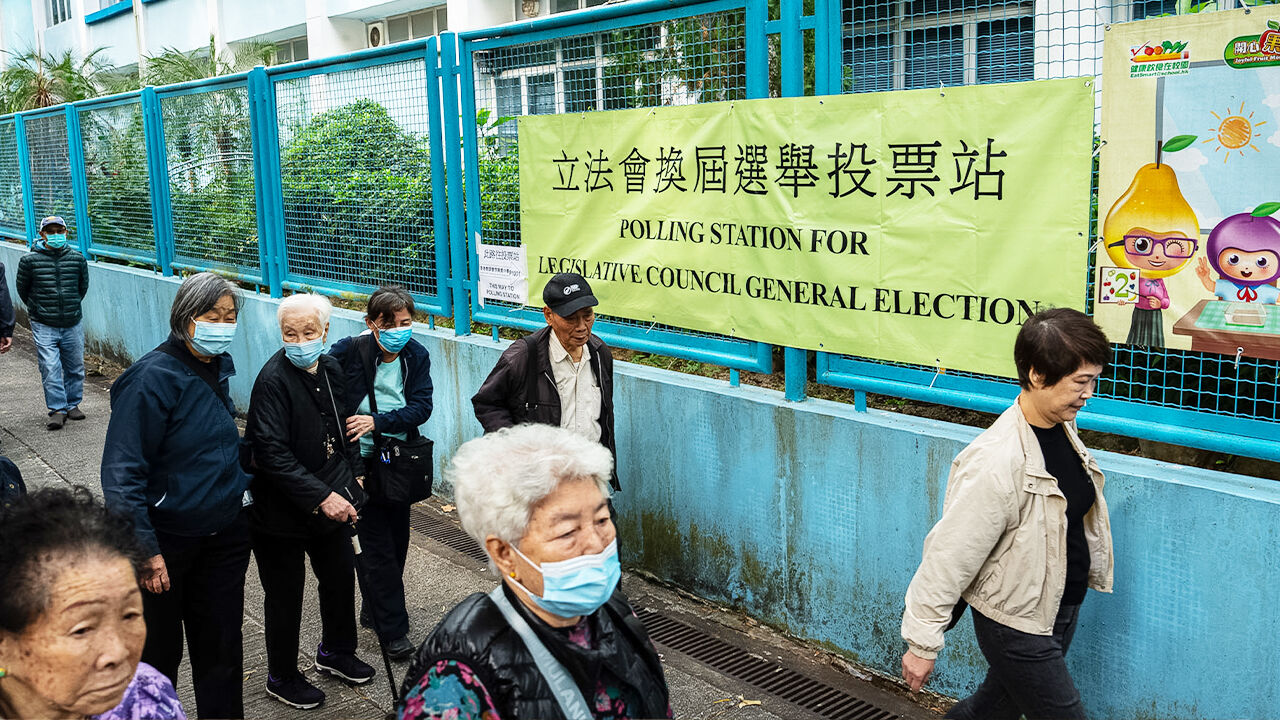 홍콩, 침통 분위기 속 의회 선거…'최저' 2021년 투표율은 넘겨