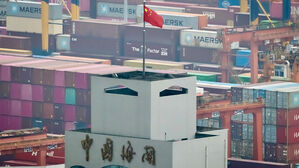 동남아&middot;유럽 수출액 확대에&hellip; 중 11월 수출 5.9% ↑