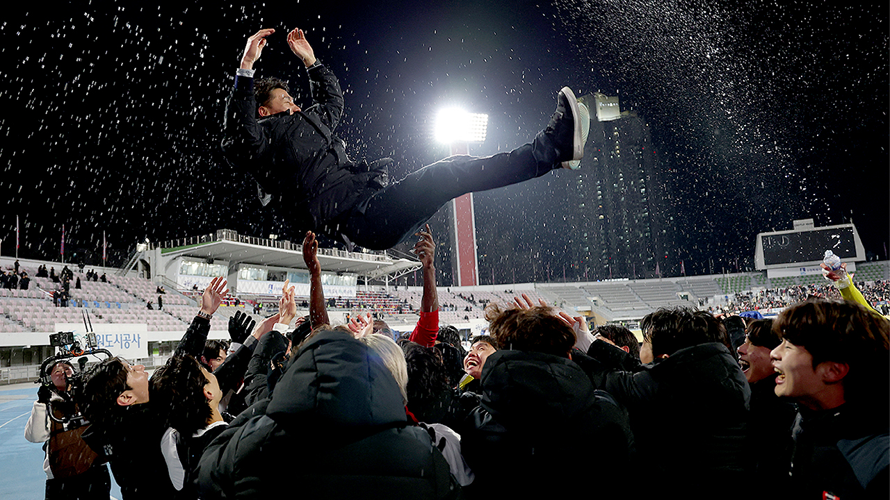 부천FC, 창단 첫 K리그1 승격 감격