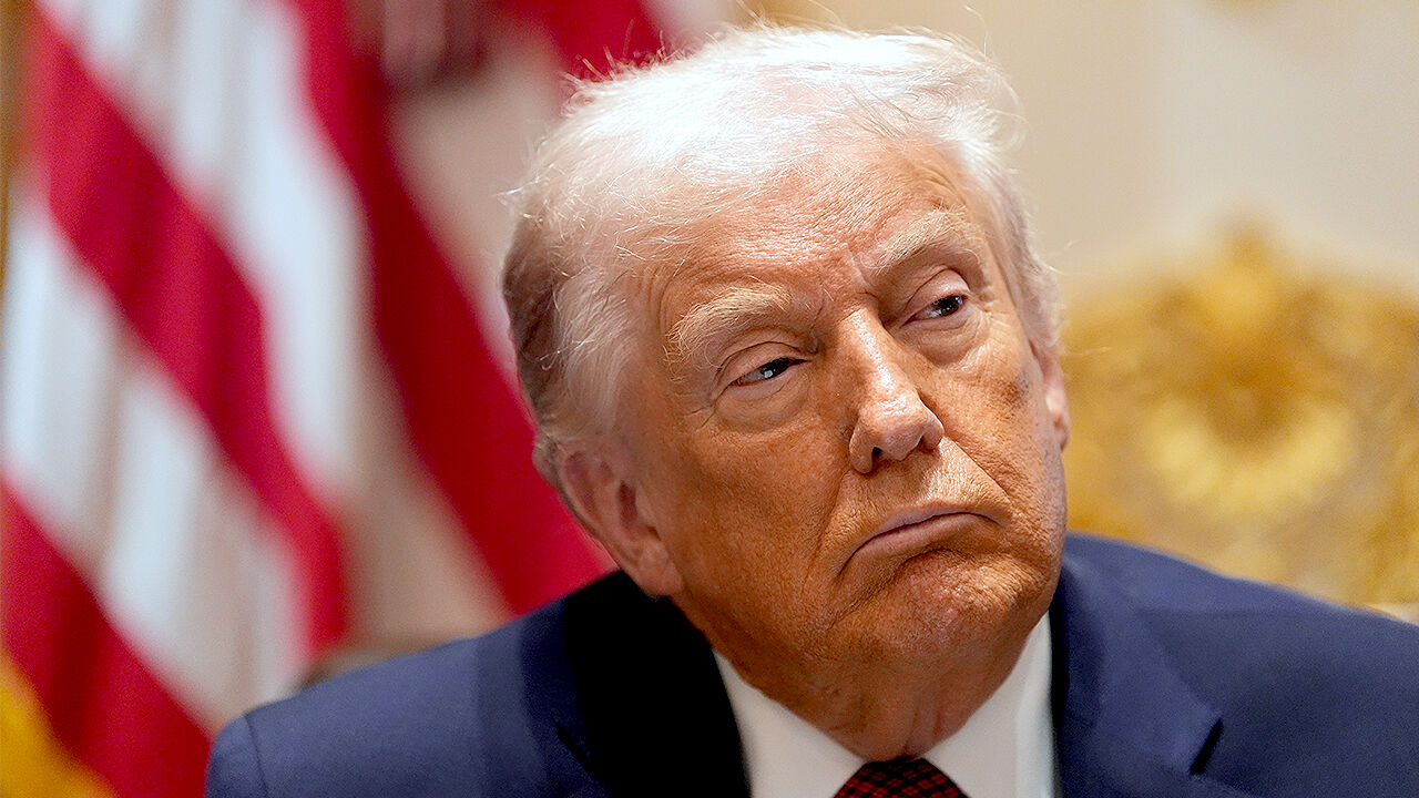 트럼프, 농가에 17.6조원 지원…미중관세전쟁 여파 수습 시도