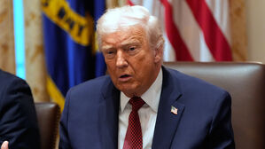 트럼프, '2차공격 영상' 공개 묻자 "헤그세스 결정이면 OK"