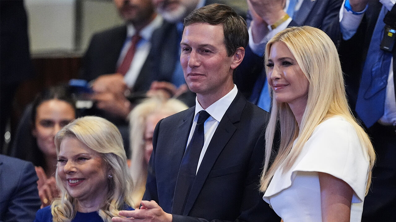 트럼프 사위도 돈 댔다…'블록버스터' 된 워너 인수 2차전