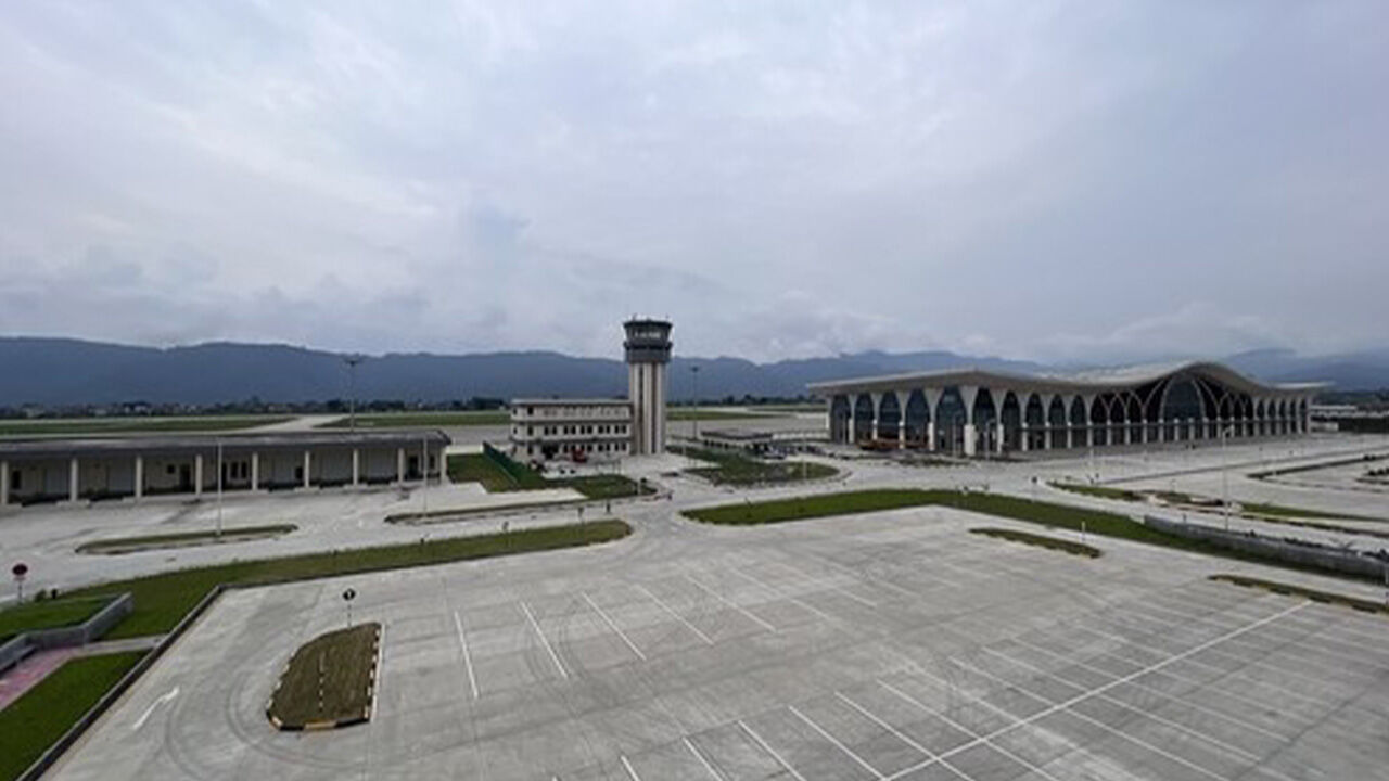 공항 건설비 1천억 부풀린 네팔 전 장관·공무원 등 55명 기소