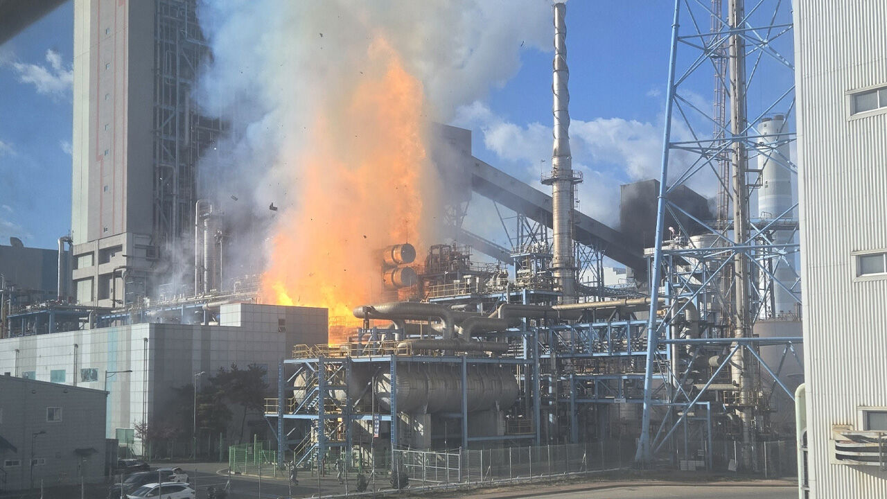 태안화력 IGCC 화재 1시간 만에 초진…2명 병원 이송