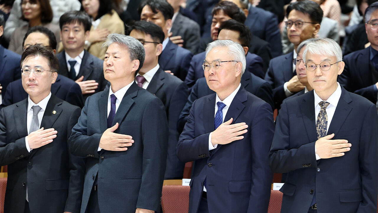 "사법개혁 방향은 '재판지연 해소'…사실심 인력 확충해야"