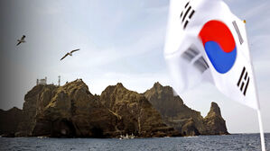 또 망언&hellip;다카이치 "독도는 일본 고유 영토"