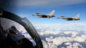 중 군사평론가 "중&middot;러 군용기 공동비행, 강력한 억지 신호 보낸 것"