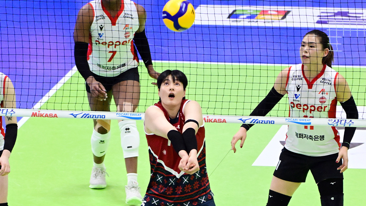 '양효진·김희진이 쌓은 벽' 현대건설, 페퍼 꺾고 시즌 첫 3연승