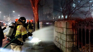 국회 담벼락 근처서 화재&hellip;'정치 불만' 방화 추정