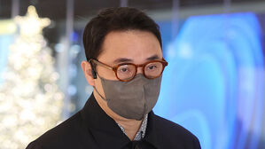 '양평고속도로 노선변경' 의혹...김건희 오빠 특검 출석