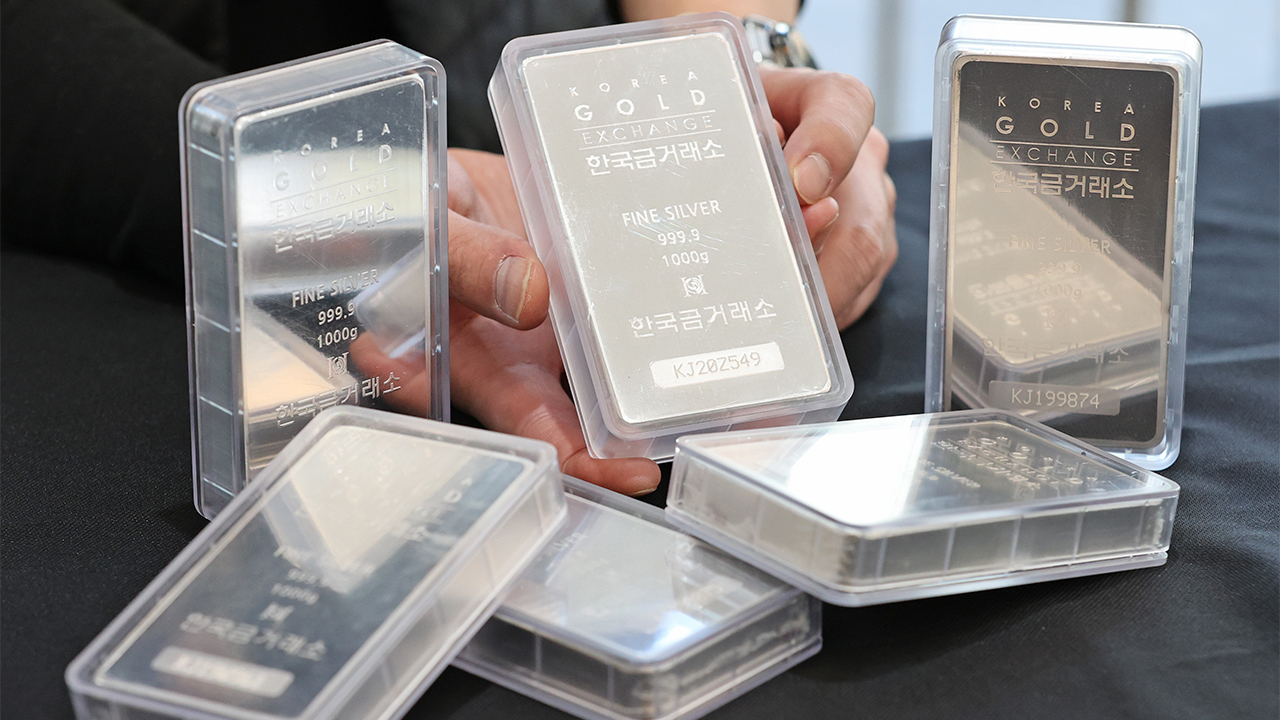 치솟는 <!HS>은값<!HE>…사상 첫 온스당 60달러 돌파