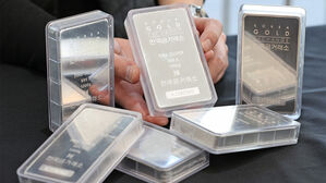 치솟는 은값&hellip;사상 첫 온스당 60달러 돌파