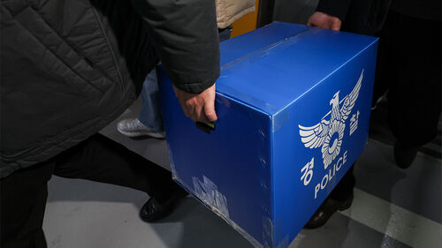 경찰, '개인정보 유출' 쿠팡 이틀째 압수수색…유출 경위 확인