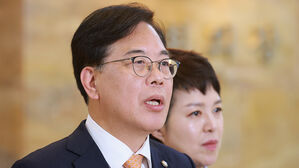 송언석 "우원식, 의장직 내려놓고 민주당 돌아가라"