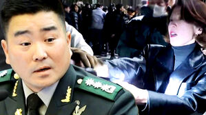 "안귀령, 화장 고치고 나타나"&hellip;김현태 "총기탈취는 연출" 주장