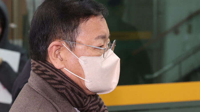 안부수 아태평화교류협회장이 10일 서울 서초구 서울중앙지방법원에서 열린 구속 전 피의자 심문(영장실질심사)에 출석하고 있다. (사진=연합뉴스)