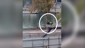 "30초만 빨랐어도"&hellip;루브르박물관 도난 사건 조사 결과