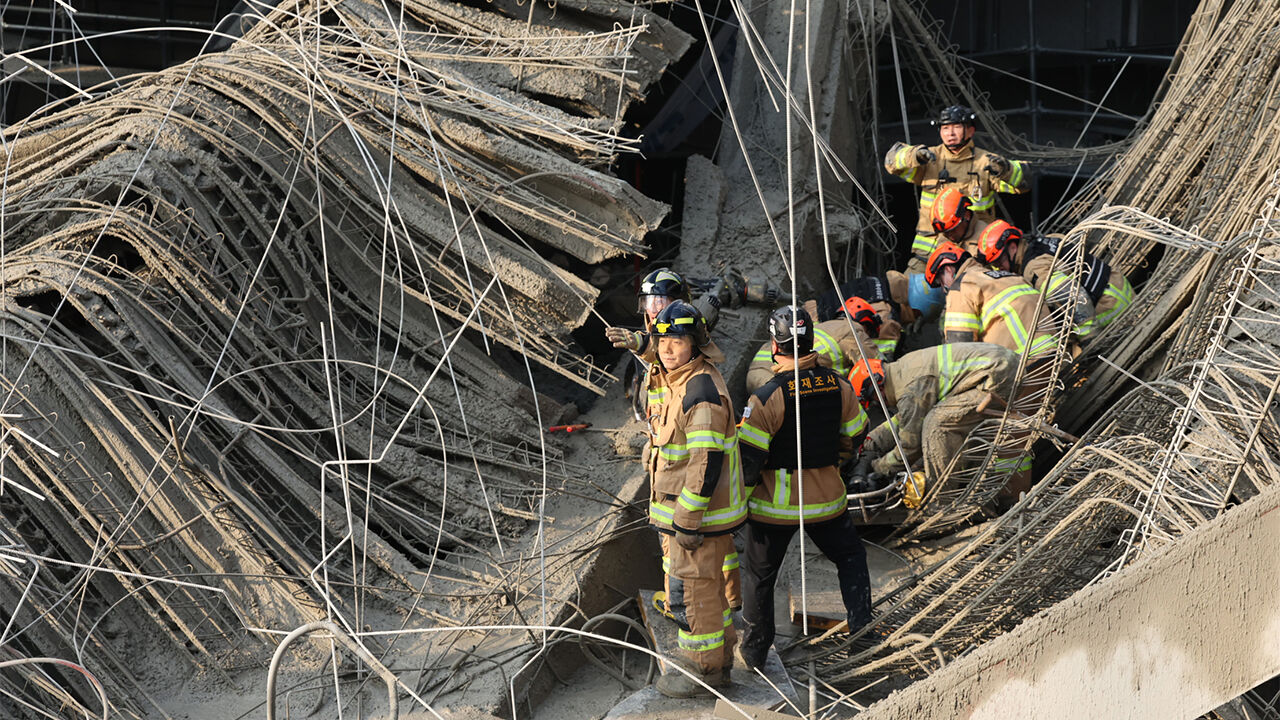 광주대표도서관 공사장 붕괴…1명 사망 추정·3명 매몰