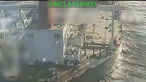 베네수 항구에 '유령 유조선' 2척&hellip;트럼프 위협에도 선적 강행