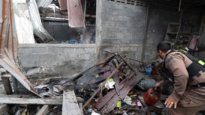 '트럼프 말 안 먹히네'…"계속 싸운다" 태국·캄보디아 국경 전면 봉쇄