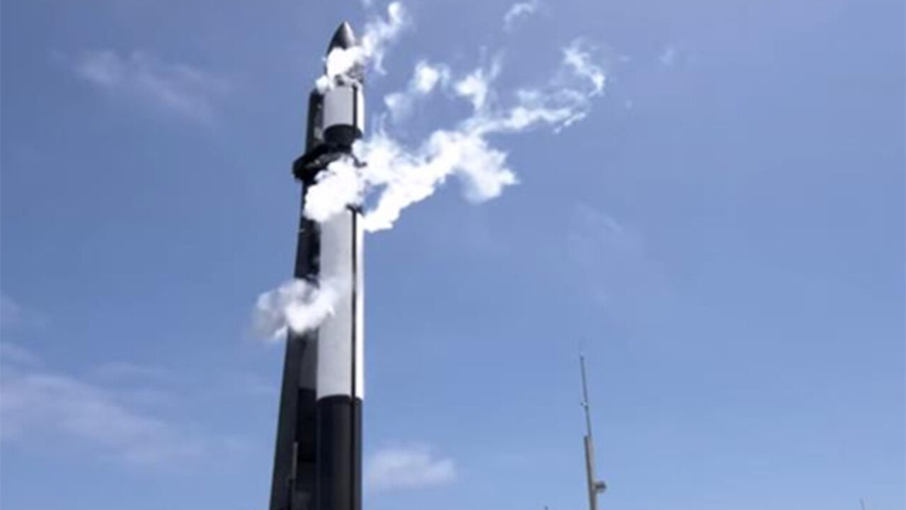 초소형 군집위성 검증기 싣고 발사 준비중인 로켓랩 '일렉트론' (사진=로켓랩 유튜브 캡처, 연합뉴스)