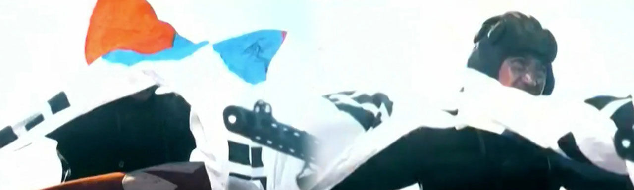 태극기 찢는 인민군