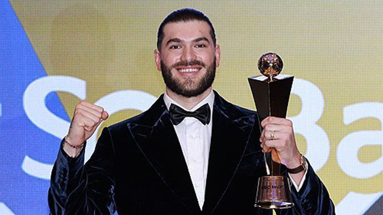 팬그래프닷컴 "폰세, 2026년 토론토에서 9승·평균자책점 4.00"