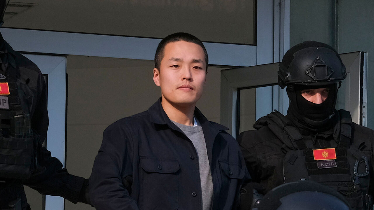 미 법원, '테라 사태' 권도형에 "희대의 사기"…징역 15년