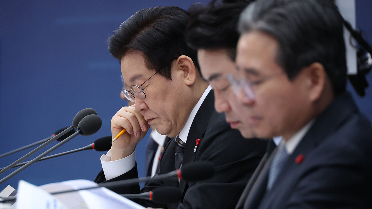 이 대통령 "과학기술 성장 필수적…'실용적 사고' 중요"