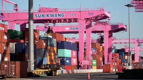 환율 2.4% 뛰자 수입물가도 2.6% 급등