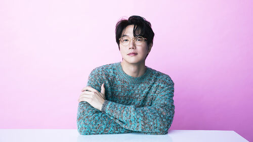 경찰, 성시경 전 매니저 횡령 수사 종결…"처벌 원치 않아"