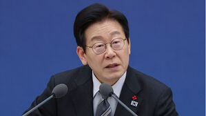 "참 말이 기십니다"&hellip;이 대통령, '윤 임명' 인천공항사장 질타