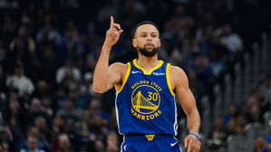 '부상 복귀' 커리 39점 폭발에도&hellip;골든스테이트, 미네소타에 패