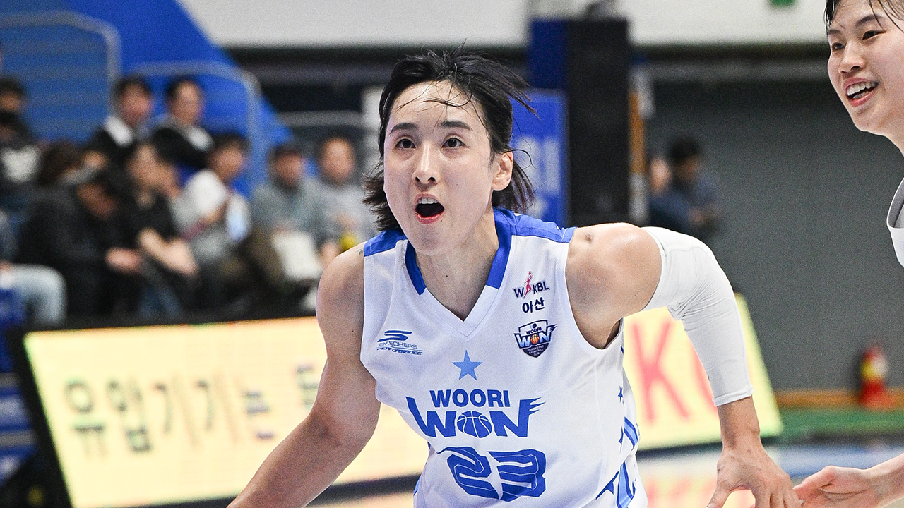 '김단비 22점' 여자농구 우리은행 3연승·<!HS>단독<!HE> 4위